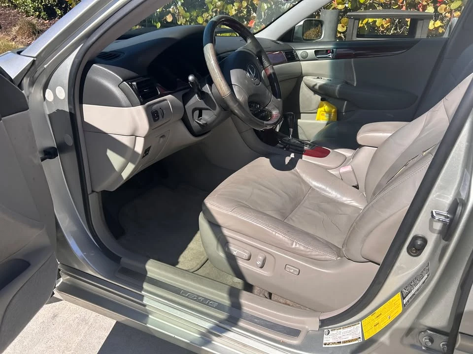 2004 Lexus ES 4th Gen - Image 18 of 20