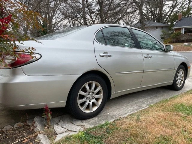 2004 Lexus ES 4th Gen - Image 3 of 12