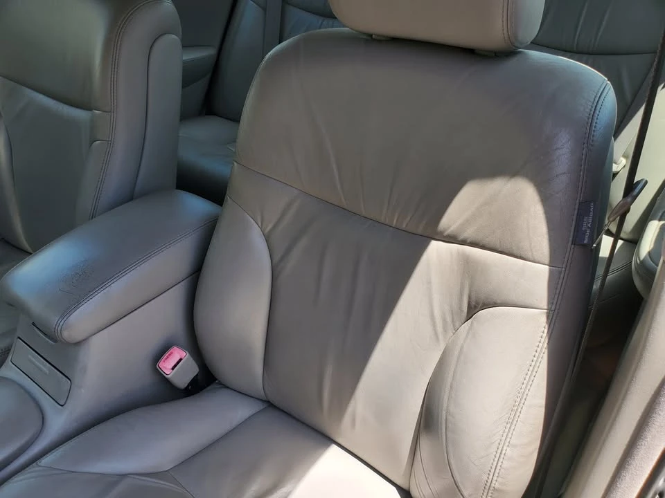 2004 Lexus ES 4th Gen - Image 18 of 20