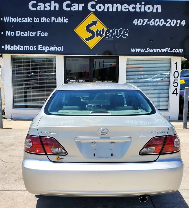 2004 Lexus ES 4th Gen - Image 12 of 20