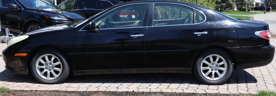 2004 Lexus ES 4th Gen - Image 3 of 11