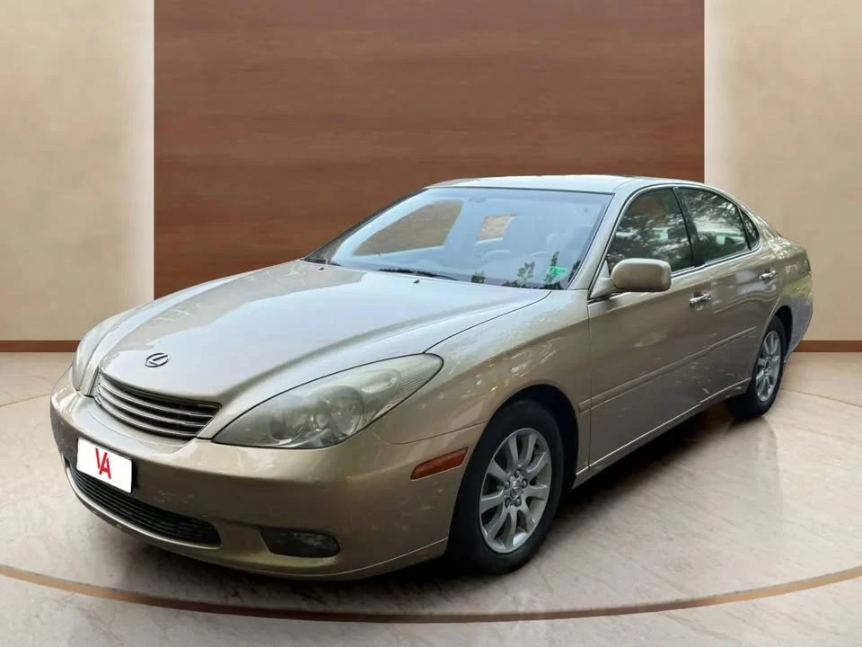 2004 Lexus ES 3rd Gen - Image 2 of 19