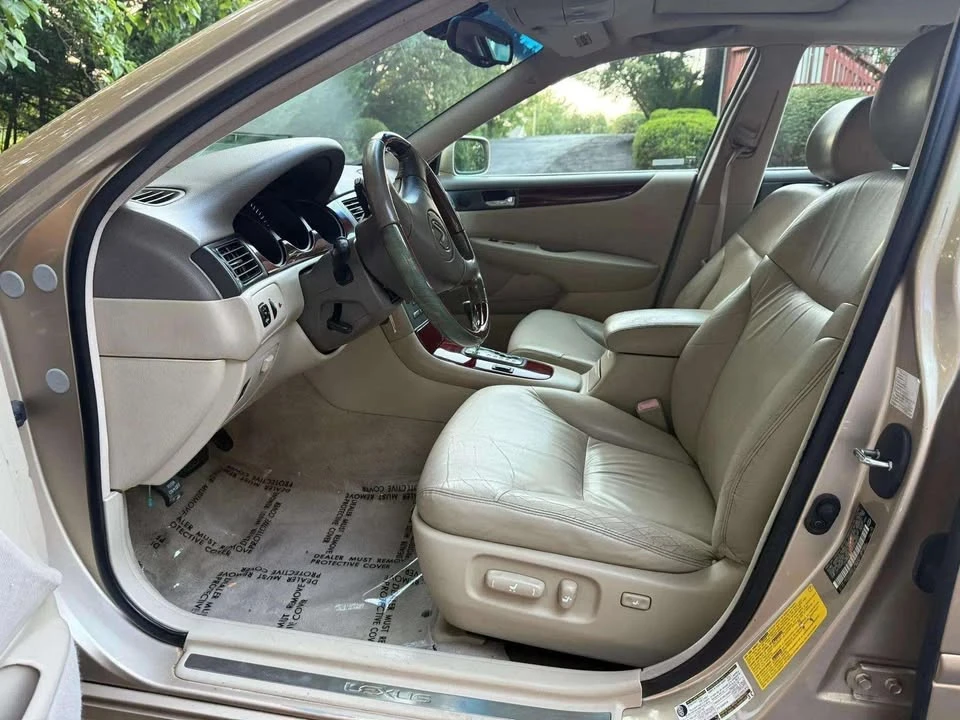 2004 Lexus ES 3rd Gen - Image 13 of 19