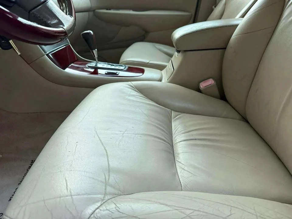 2004 Lexus ES 3rd Gen - Image 10 of 19