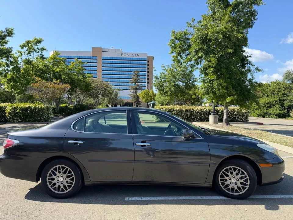 2004 Lexus ES 4th Gen - Image 7 of 20