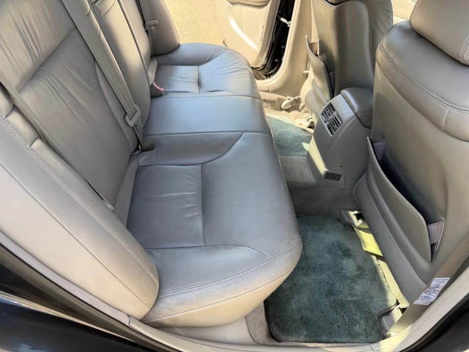 2004 Lexus ES 4th Gen - Image 14 of 20