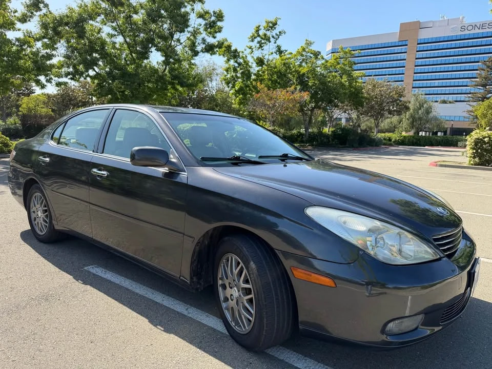 2004 Lexus ES 4th Gen - Image 8 of 20