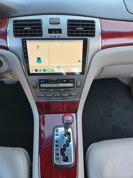 2004 Lexus ES 4th Gen - Image 14 of 20