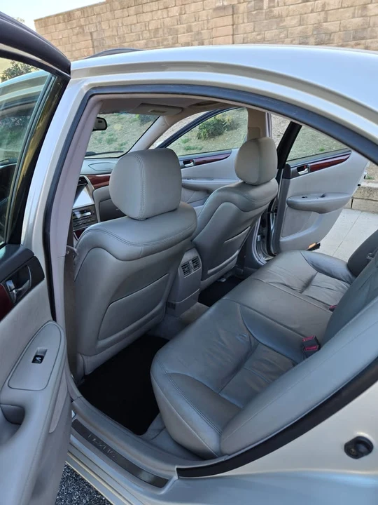 2004 Lexus ES 4th Gen - Image 9 of 20