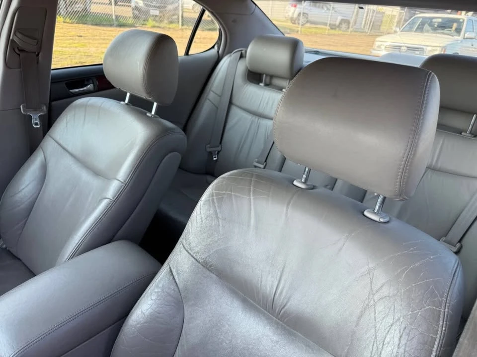 2004 Lexus ES 4th Gen - Image 10 of 20