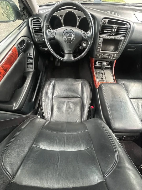 2004 Lexus GS 2nd Gen - Image 5 of 8