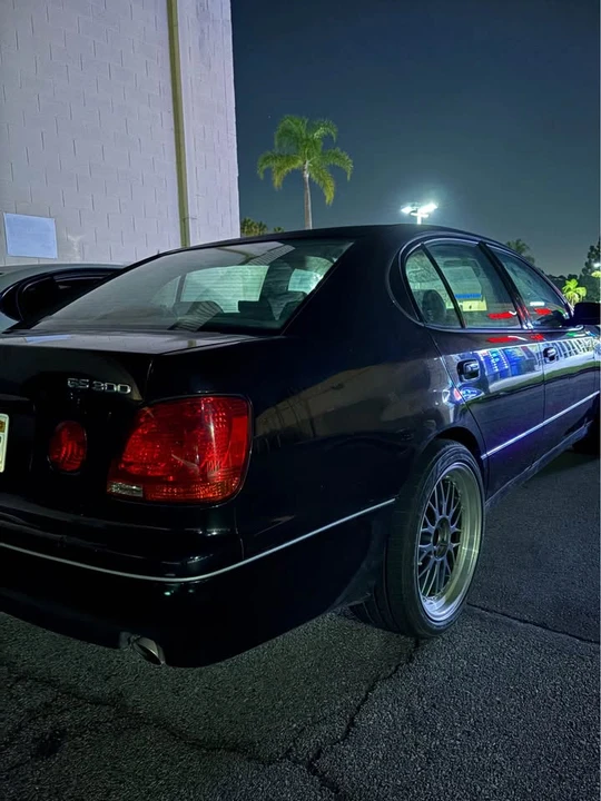 2004 Lexus GS 2nd Gen - Image 3 of 8