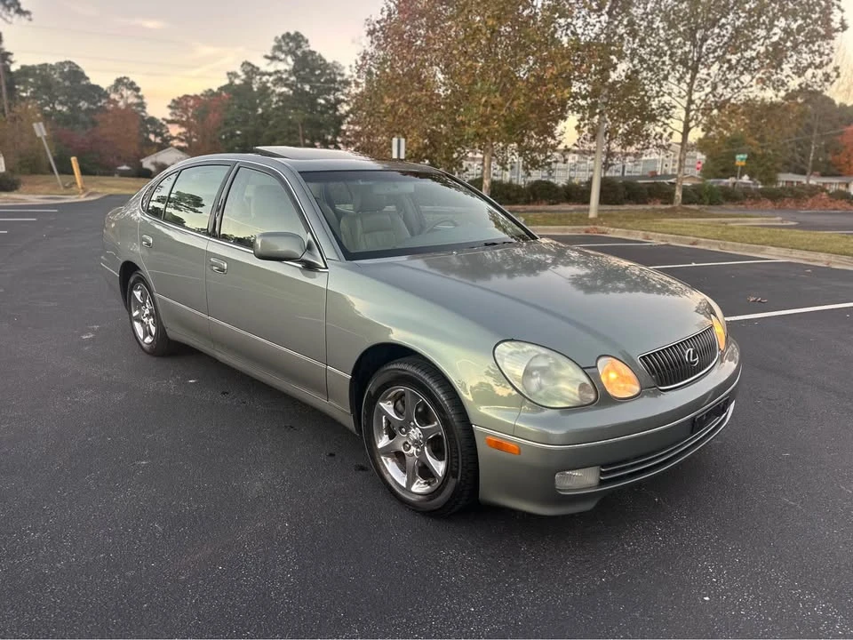 2004 Lexus GS 2nd Gen - Image 2 of 13