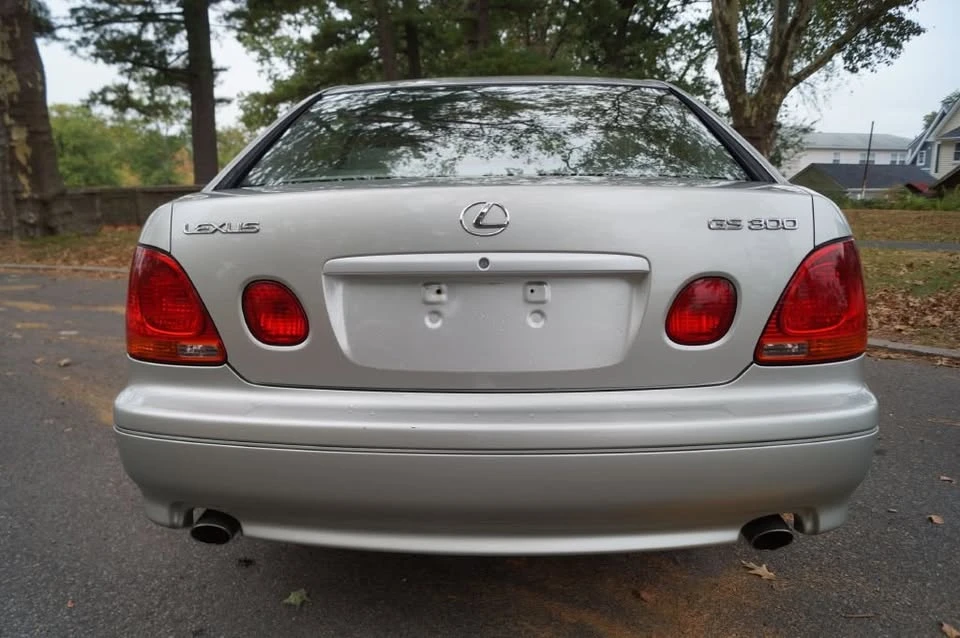 2004 Lexus GS 2nd Gen - Image 8 of 20