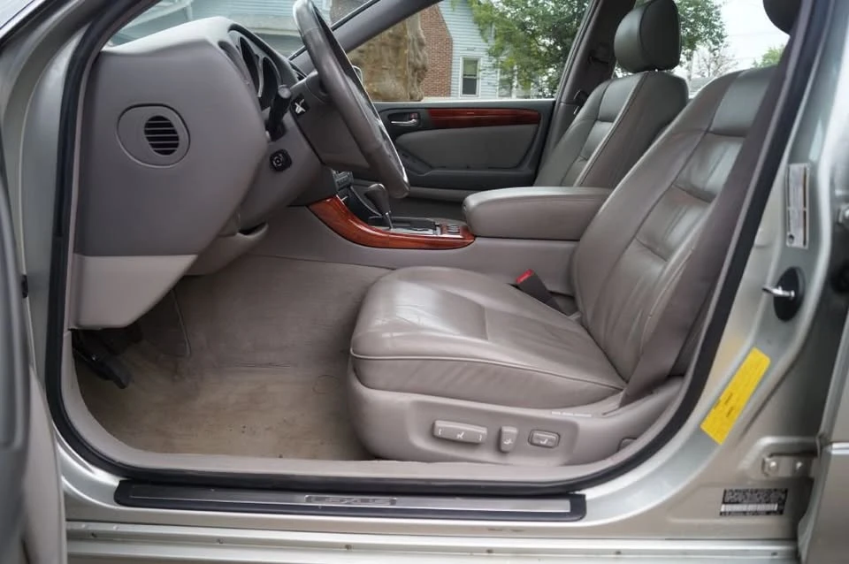 2004 Lexus GS 2nd Gen - Image 18 of 20