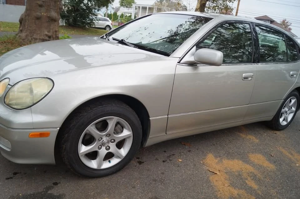2004 Lexus GS 2nd Gen - Image 4 of 19