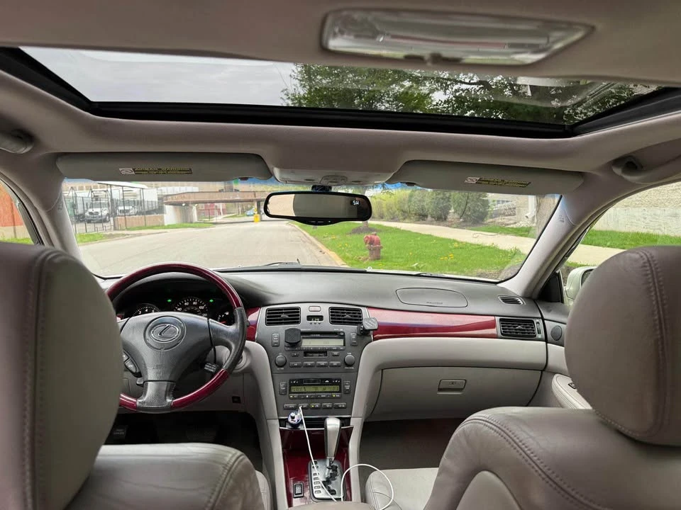 2004 Lexus GS 2nd Gen - Image 12 of 14