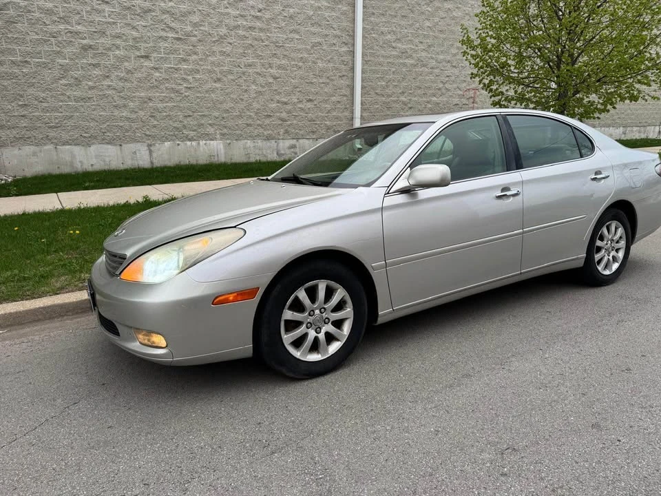 2004 Lexus GS 2nd Gen - Image 2 of 14