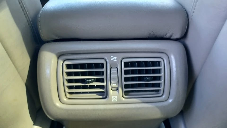 2004 Lexus GS 2nd Gen - Image 16 of 18