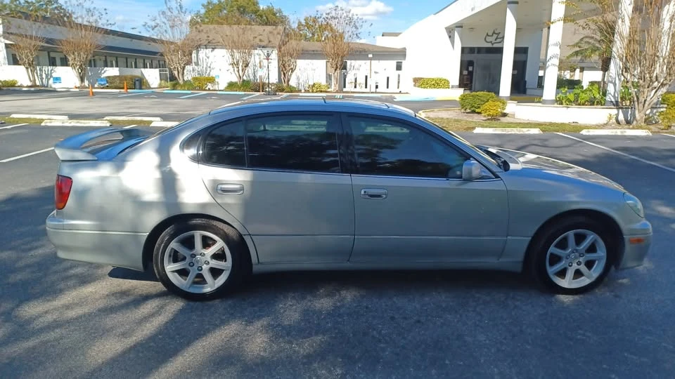 2004 Lexus GS 2nd Gen - Image 9 of 18