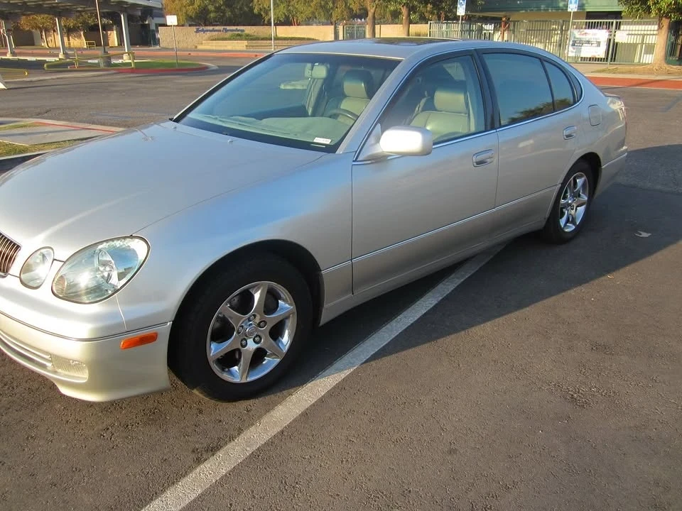 2004 Lexus GS 2nd Gen - Image 2 of 11