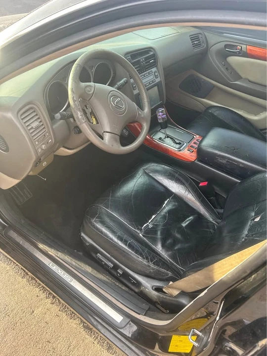 2004 Lexus GS 2nd Gen - Image 5 of 10