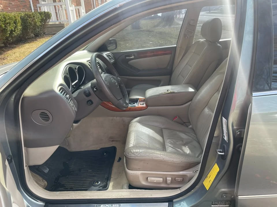 2004 Lexus GS 2nd Gen - Image 10 of 19