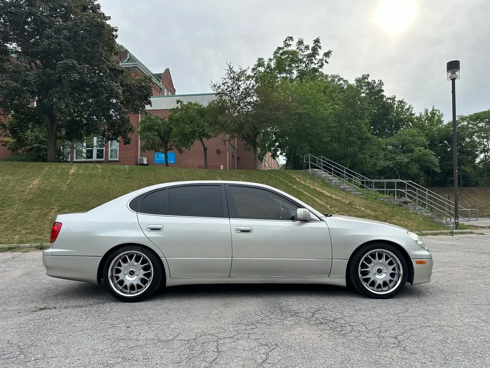 2004 Lexus GS 2nd Gen - Image 4 of 17
