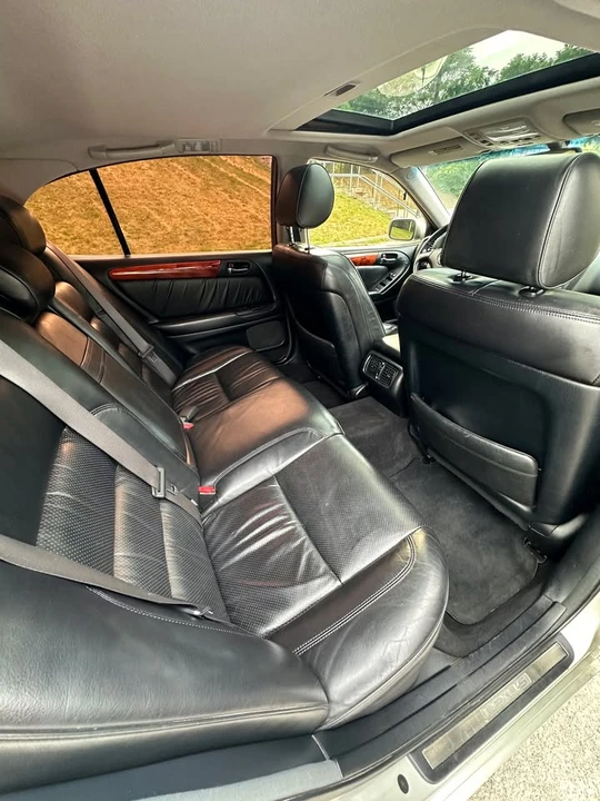 2004 Lexus GS 2nd Gen - Image 11 of 17