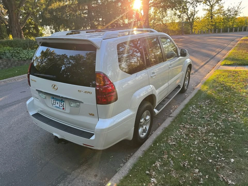 2004 Lexus GX 1st Gen - Image 5 of 15