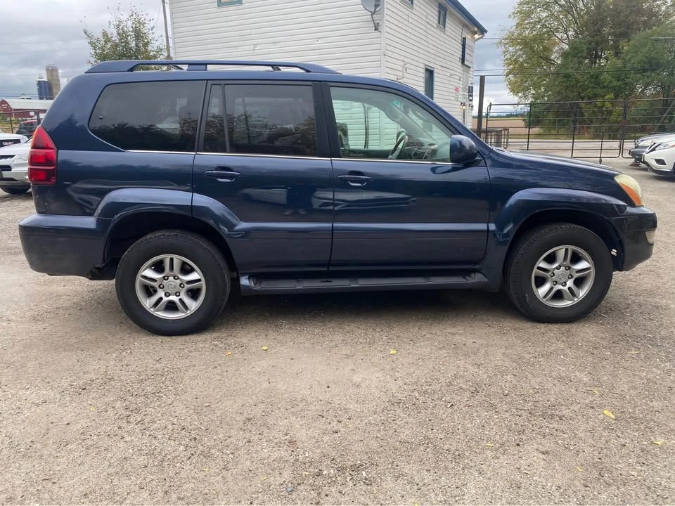 2004 Lexus GX 1st Gen - Image 7 of 17