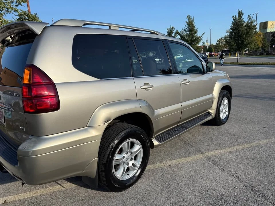 2004 Lexus GX 1st Gen - Image 6 of 18