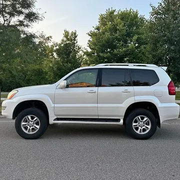 2004 Lexus GX470