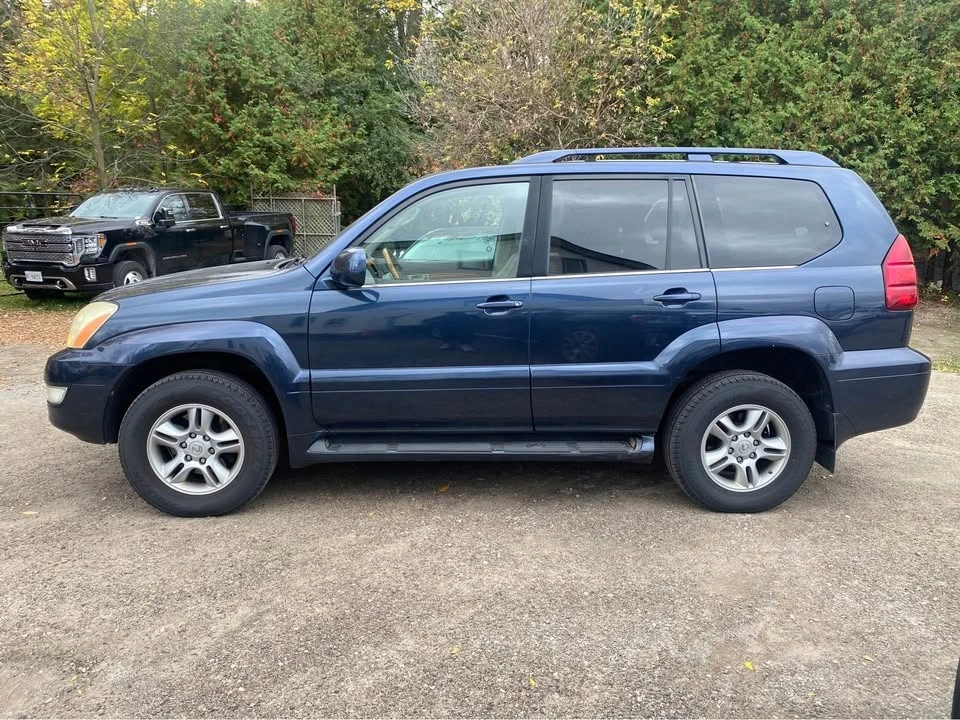 2004 Lexus GX 1st Gen - Image 4 of 16