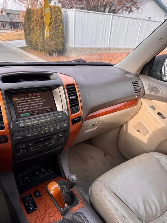 2004 Lexus GX 1st Gen - Image 7 of 18