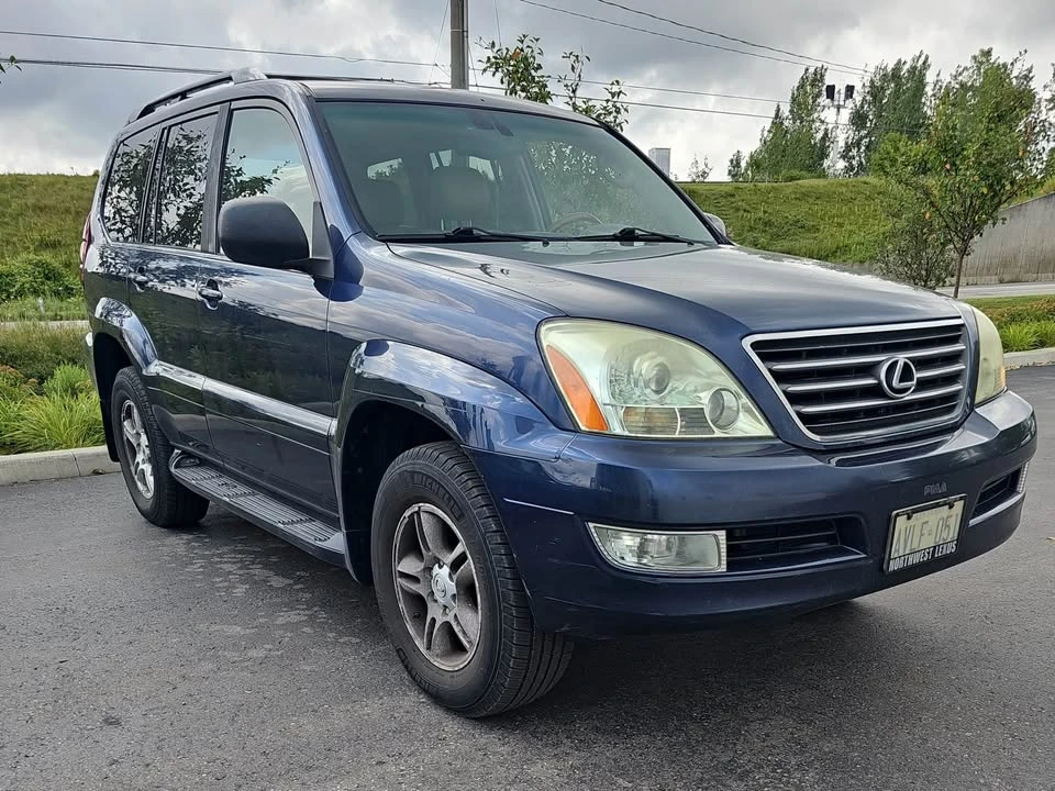 2004 Lexus GX 1st Gen - Image 2 of 9