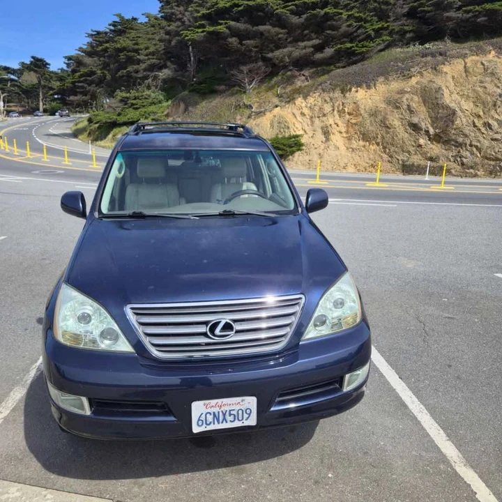 2004 Lexus GX 1st Gen - Image 2 of 11