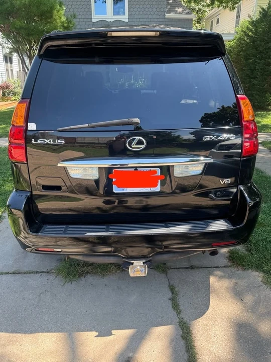 2004 Lexus GX 1st Gen - Image 4 of 12