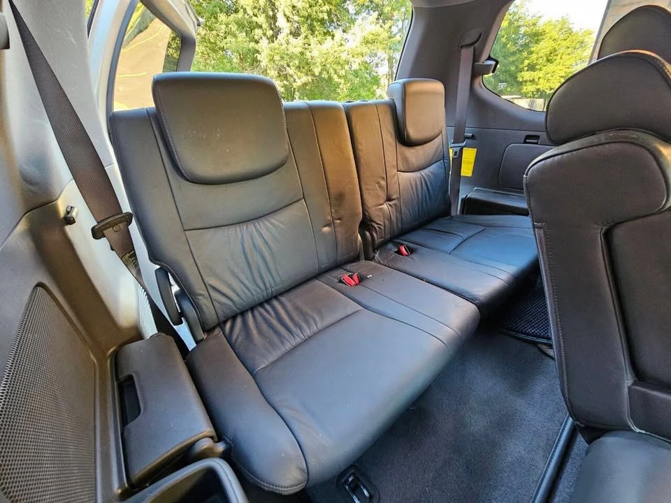 2004 Lexus GX 1st Gen - Image 13 of 18