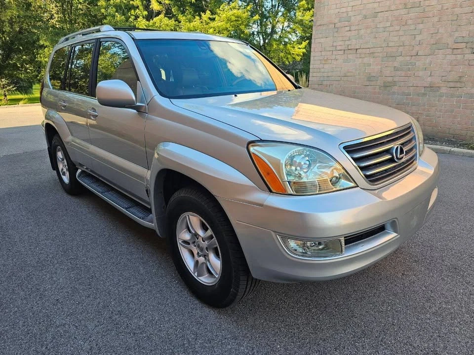 2004 Lexus GX 1st Gen - Image 5 of 18
