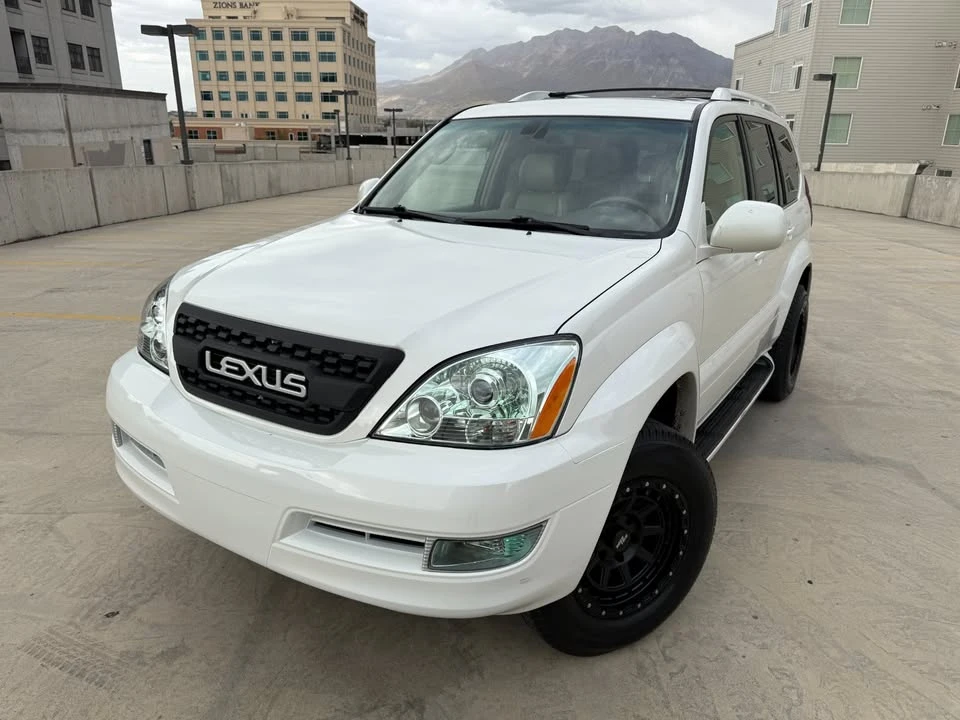 2004 Lexus GX 1st Gen - Image 2 of 19