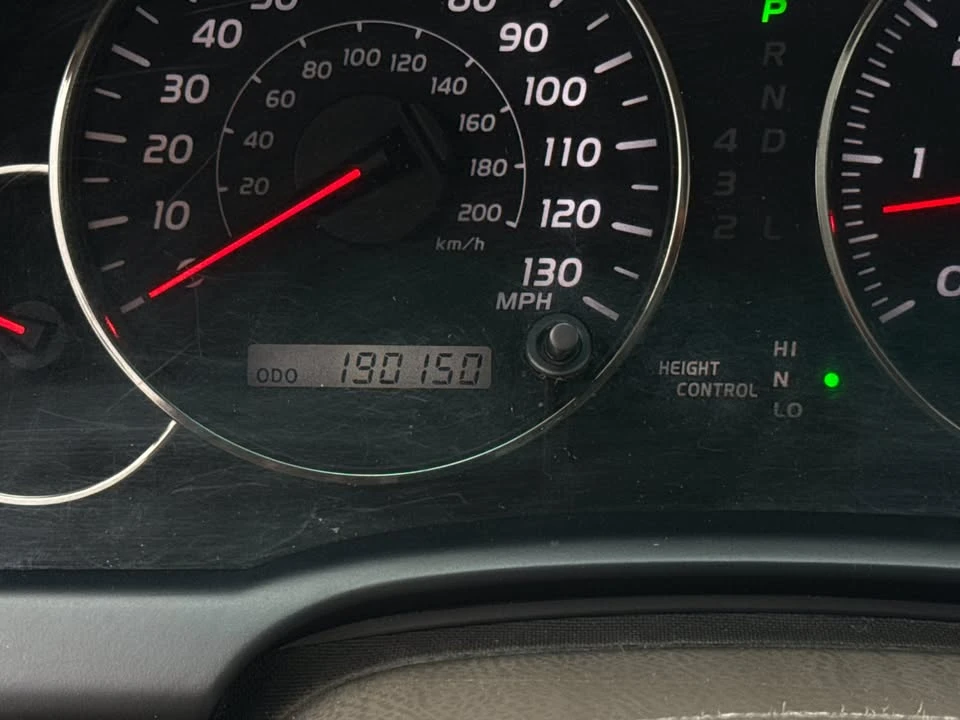 2004 Lexus GX 1st Gen - Image 12 of 19