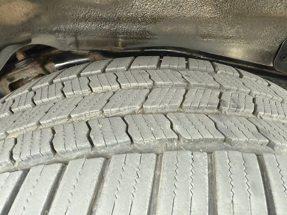 2004 Lexus GX 1st Gen - Image 18 of 19