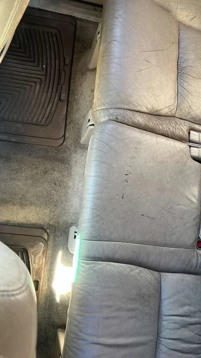 2004 Lexus GX 1st Gen - Image 7 of 8