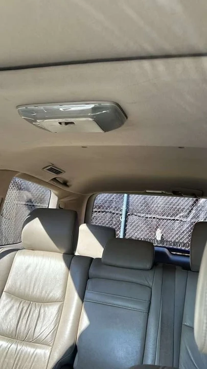 2004 Lexus GX 1st Gen - Image 8 of 8