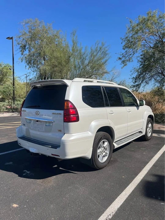2004 Lexus GX 1st Gen - Image 5 of 8