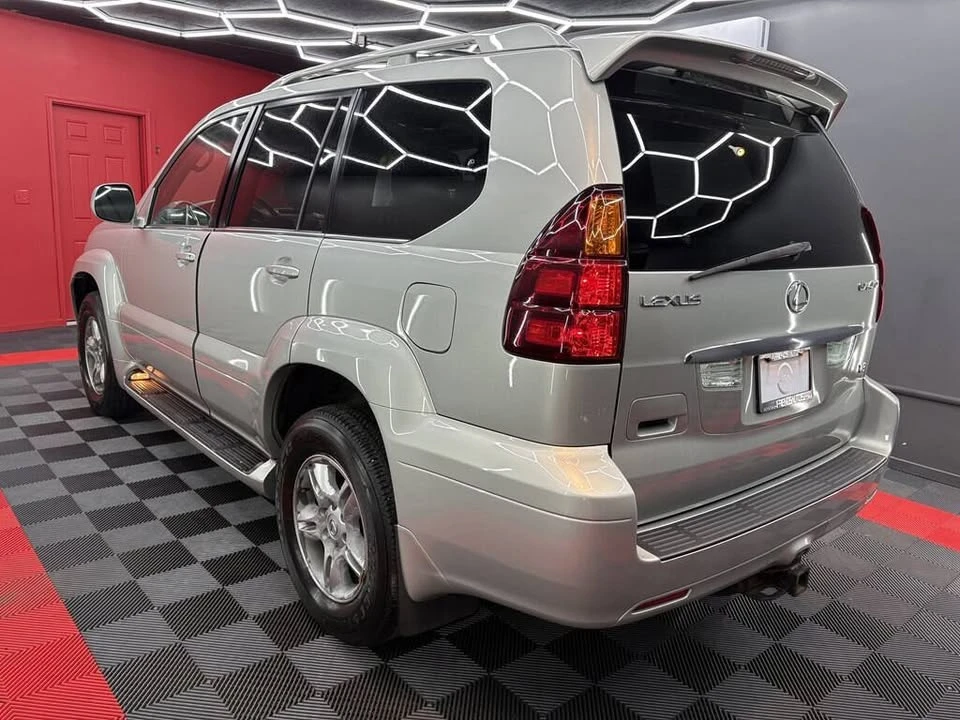2004 Lexus GX 1st Gen - Image 6 of 19