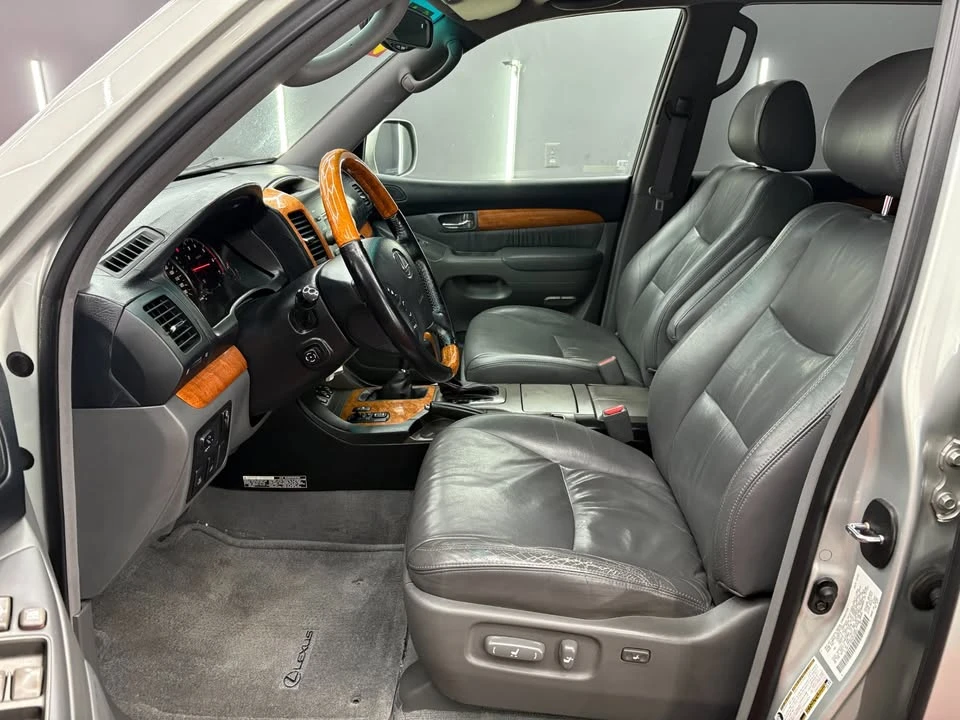 2004 Lexus GX 1st Gen - Image 8 of 20