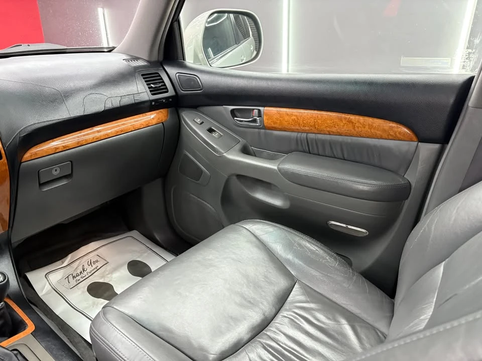 2004 Lexus GX 1st Gen - Image 15 of 20
