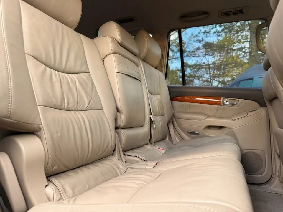 2004 Lexus GX 1st Gen - Image 18 of 20